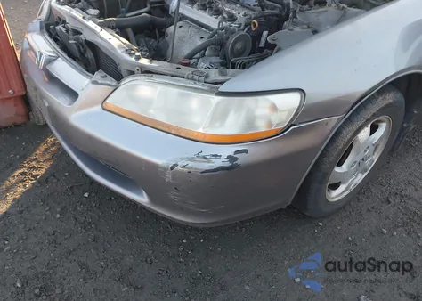 2000 Honda Accord 2.3 Ex z USA, uszkodzony, nr VIN 1HGCG5558YA153551